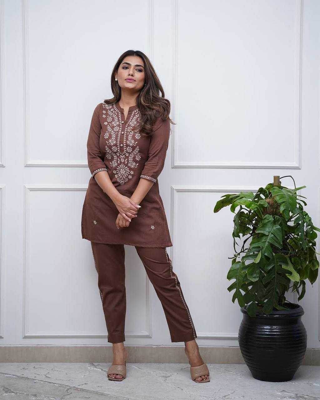 Reyon Cotton Embroidered Kurti - MYLUXURY LANE ENTERPRISE